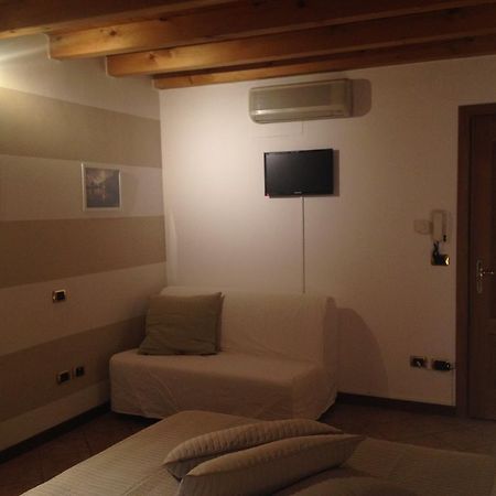 Hotel La Piccola Matilde Desenzano del Garda Pokój zdjęcie